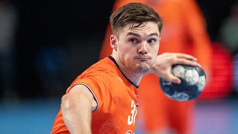 Handball Player Kay Smits (26) Struck by Myocarditis