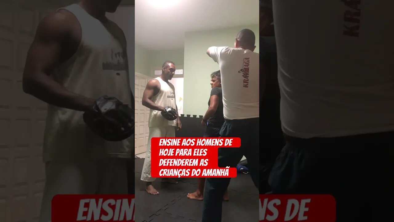 Treino de proteção familiar #defesapessoal #kravmaga #segurança #aracaju #luta #mma #familia