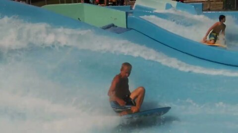 flowider - Mike - 1 at Soak City, Kings Island