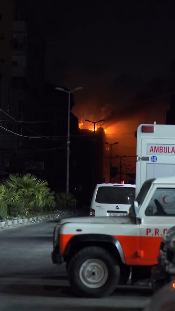 Israeli warplane just bombed a residential building near to Al Qud Hospital in Gaza