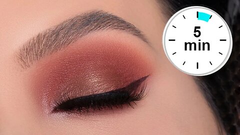 5 MINUTE Daytime Smokey Eyes Tutorial | Everyday Eye Makeup