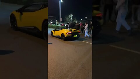 YELLOW LAMBO