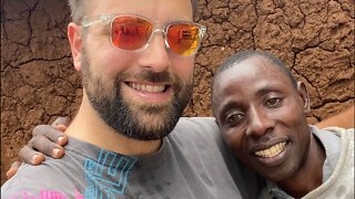 Harvesting honey in Africa 🇰🇪 Kenya