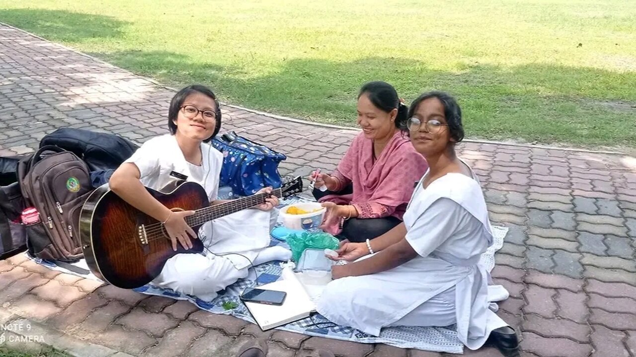 আনন্দ ও বেদনার মিশMymensingh Girls Cadet college, Mymensingh.