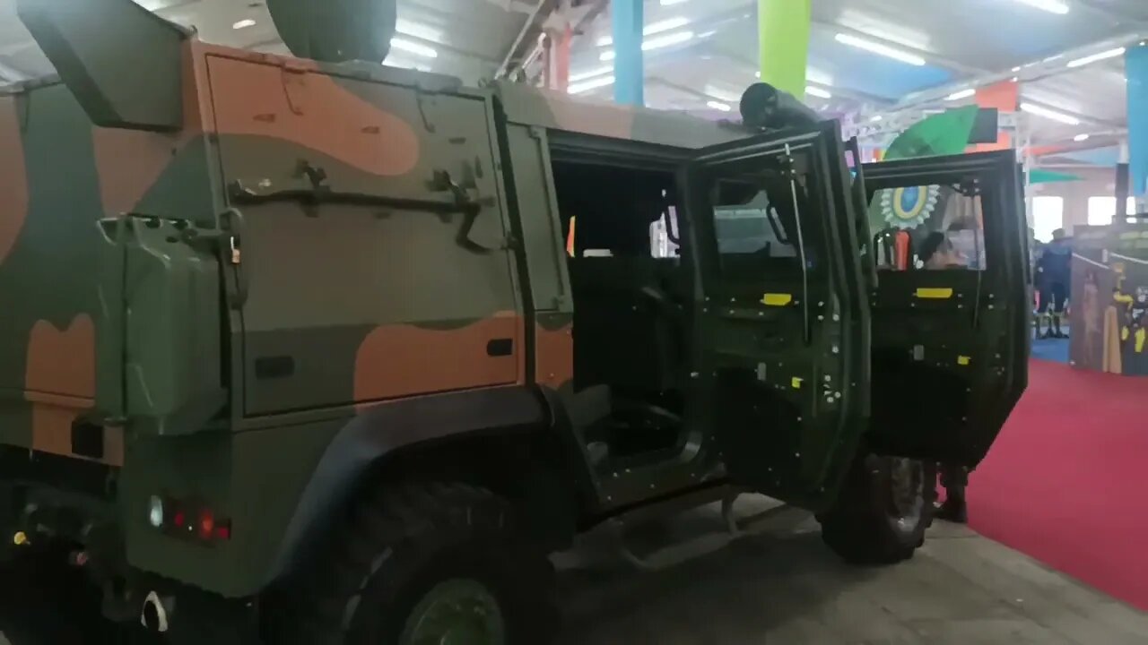 BLINDADOS DO EXÉRCITO BRASILEIRO NA TECHNOVAÇÃO CASCAVEL PR 2023