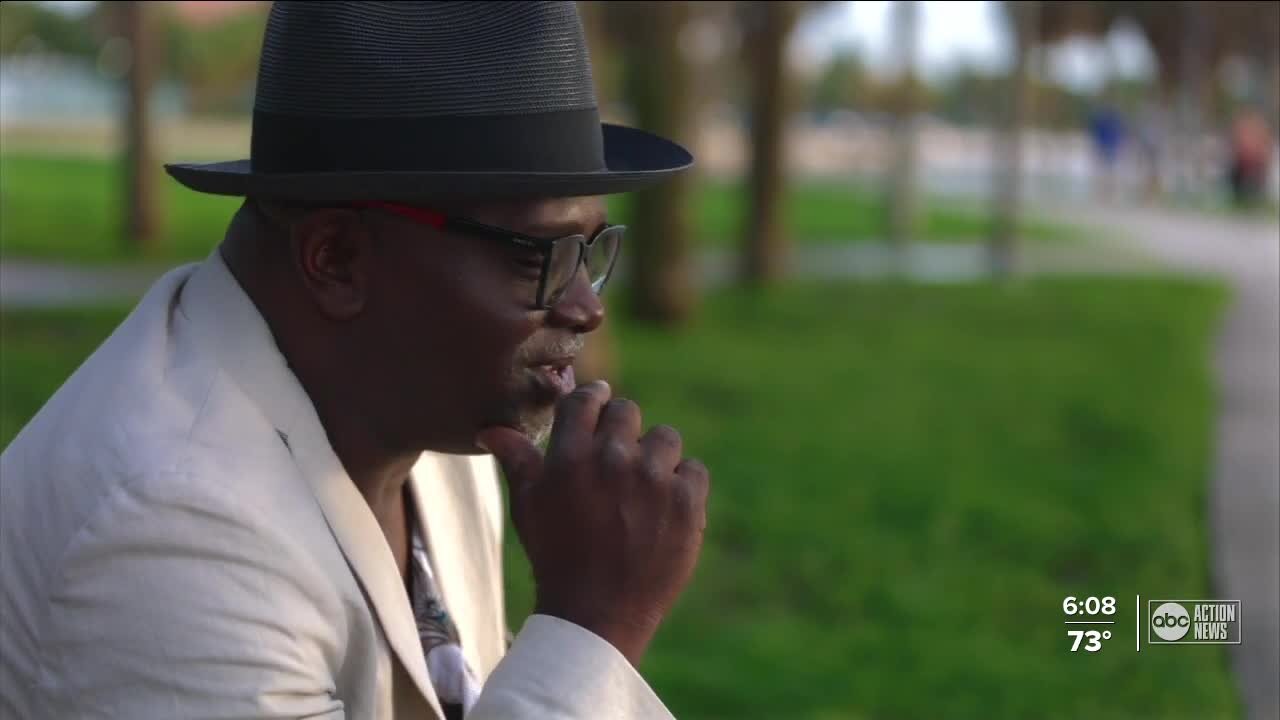 'A gift from God': St. Pete native watches the sunrise from Vinoy Park every day