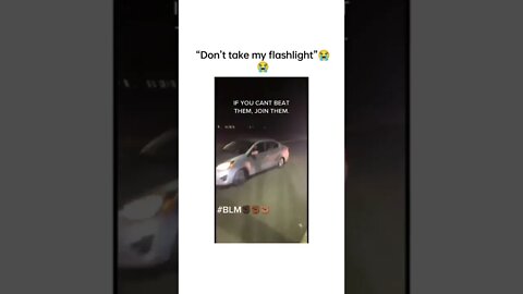 He took the cops flashlight🤣🚔😲