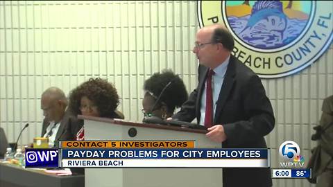 Hundreds of Riviera Beach employees did not get paid Friday, city leaders blame bank