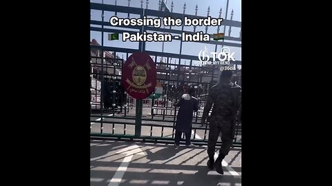 CROSSING HISTORICAL BORDER🛃🚧🛂🚴📸BETWEEN PAKISTAN🇵🇰INDIA🇮🇳🚴‍♂️🚧🛃💫