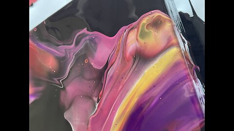 Still feeling good, delicate Dutch Pour on canvas #abstractart #art #acrylicpainting