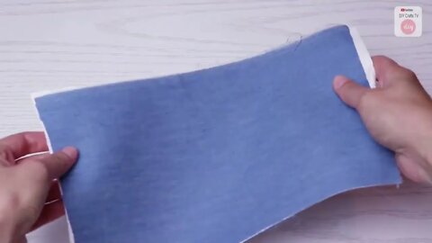 DIY OLD JEANS RECYCLE INTO CUTE BACKPACK TUTORIAL // Handmade Backpack