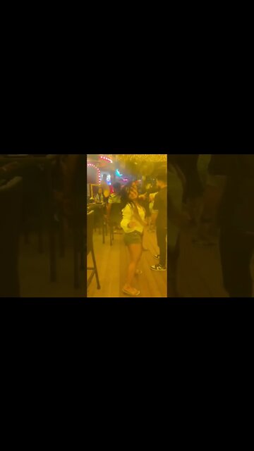 ජීවිතේ විදින්න ඕනි කාලේ තනියම හරි විදපන් ❤️जब आप जीवन का आनंद लेना चाहते हैं, तो इसका आनंद अकेले ल