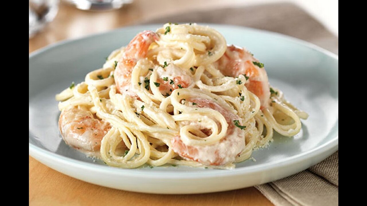 How To Make Creamy Shrimp Alfredo Pasta