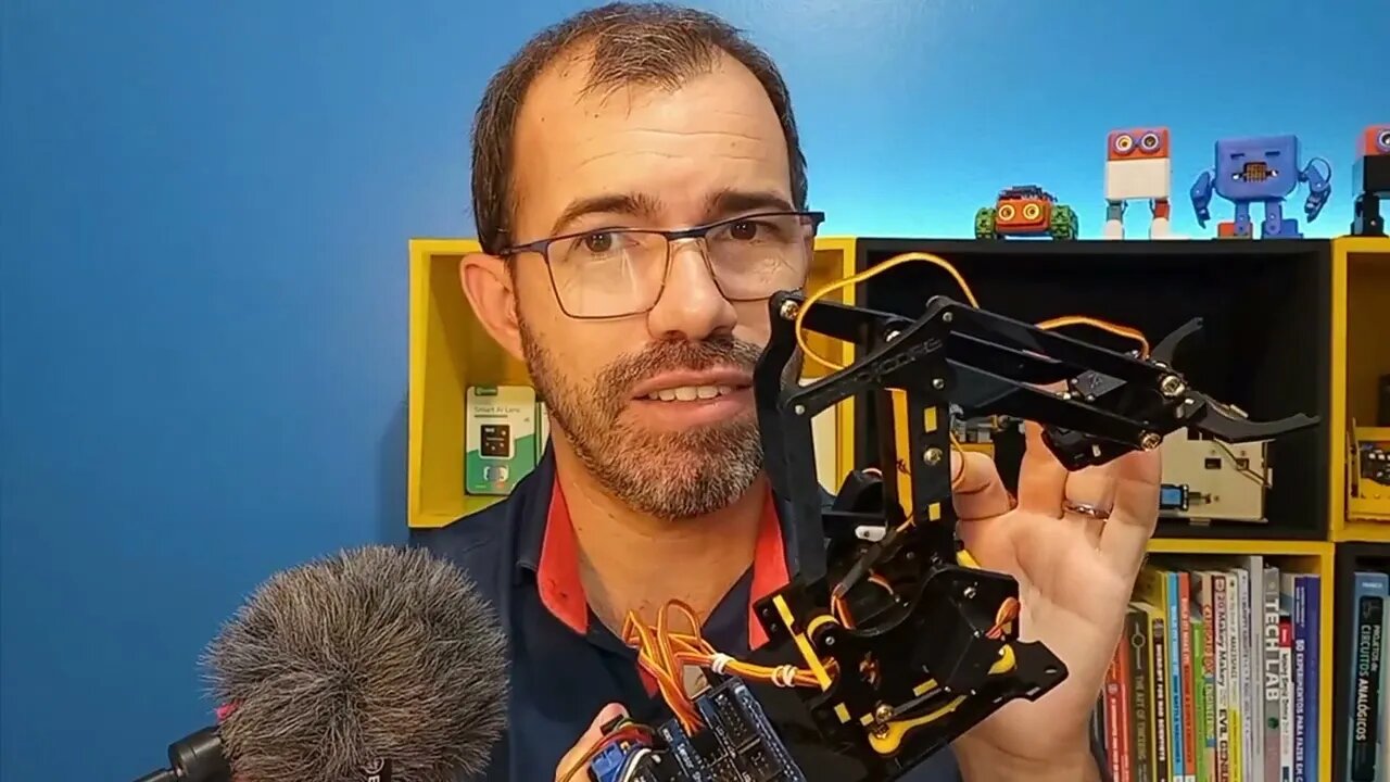 EXPLICADO! Controle de Braço Robótico com Arduino e Joystick - Robot ARM