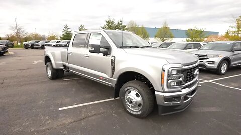 2023 Ford F350 Lariat FX4 Dually HO Diesel