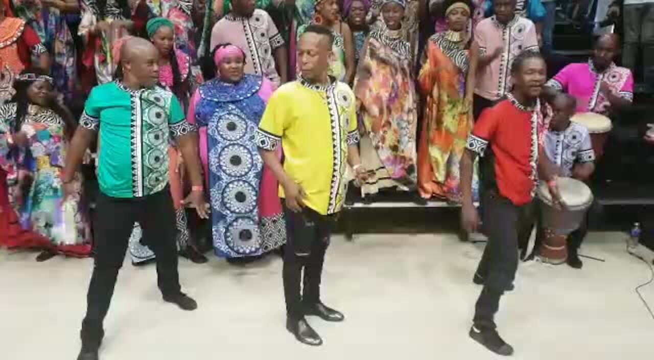 SOUTH AFRICA - Johannesburg - Soweto Gospel Choir (Video) (t4p)