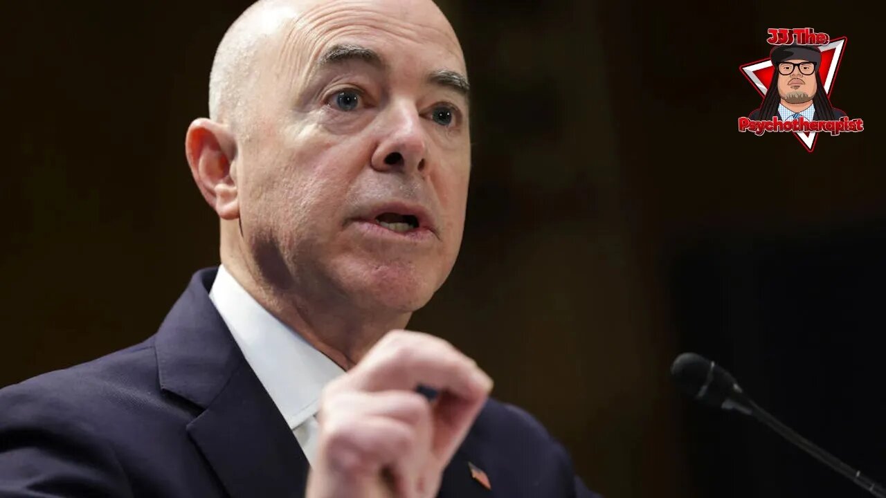 Report DHS Freezes Intelligence Program Over Civil Rights Concerns ‘Runs Like A Corrupt Government’