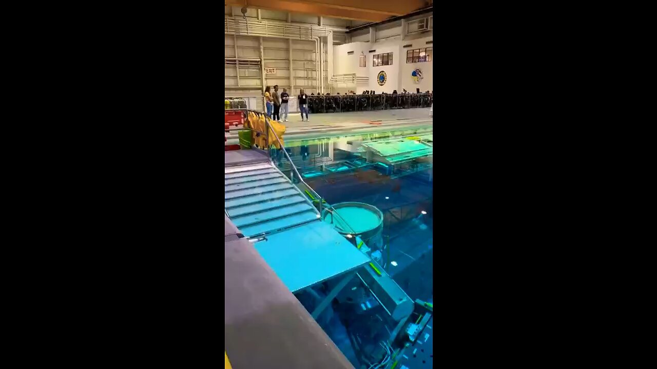 NASA’s neutral buoyancy lab pool!🛰