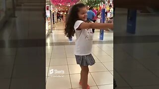 COELHO NO SHOPPING SERIO MESMO ? #meme #viral #tiktok #kwai #fyp #infantil #top #shorts