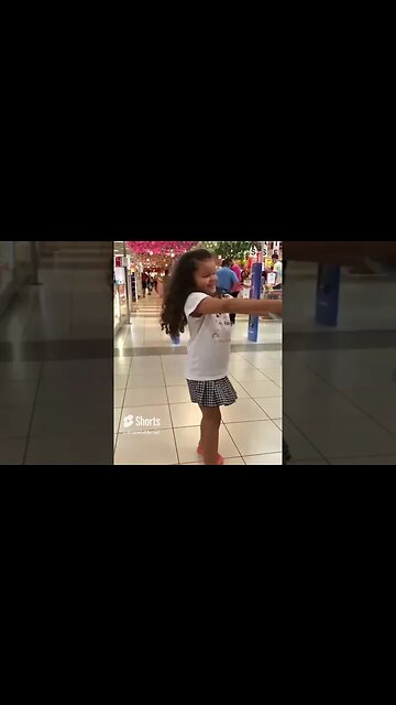 COELHO NO SHOPPING SERIO MESMO ? #meme #viral #tiktok #kwai #fyp #infantil #top #shorts