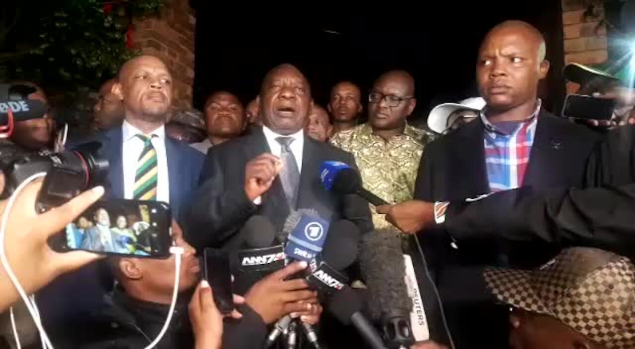 MEDIA: SA President Cyril Ramaphosa outside Winnie Madikizela-Mandela's home in Soweto (3s2)