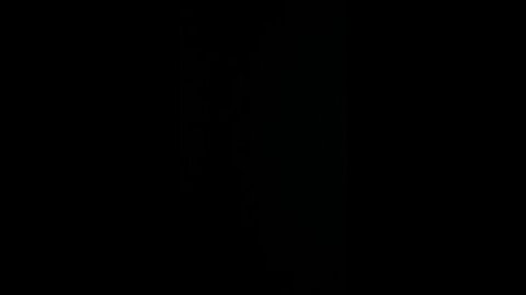 How to pronounce 2000 mules