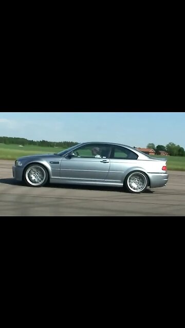 BMW M5 E39 vs BMW M3 CSL with misshift