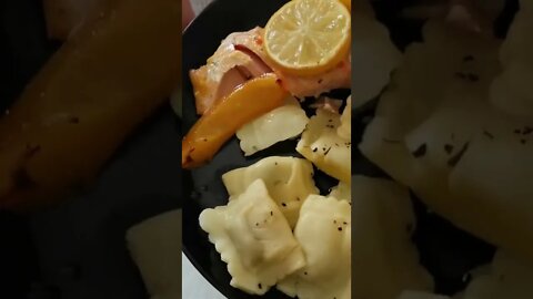 How to make salmon in the oven