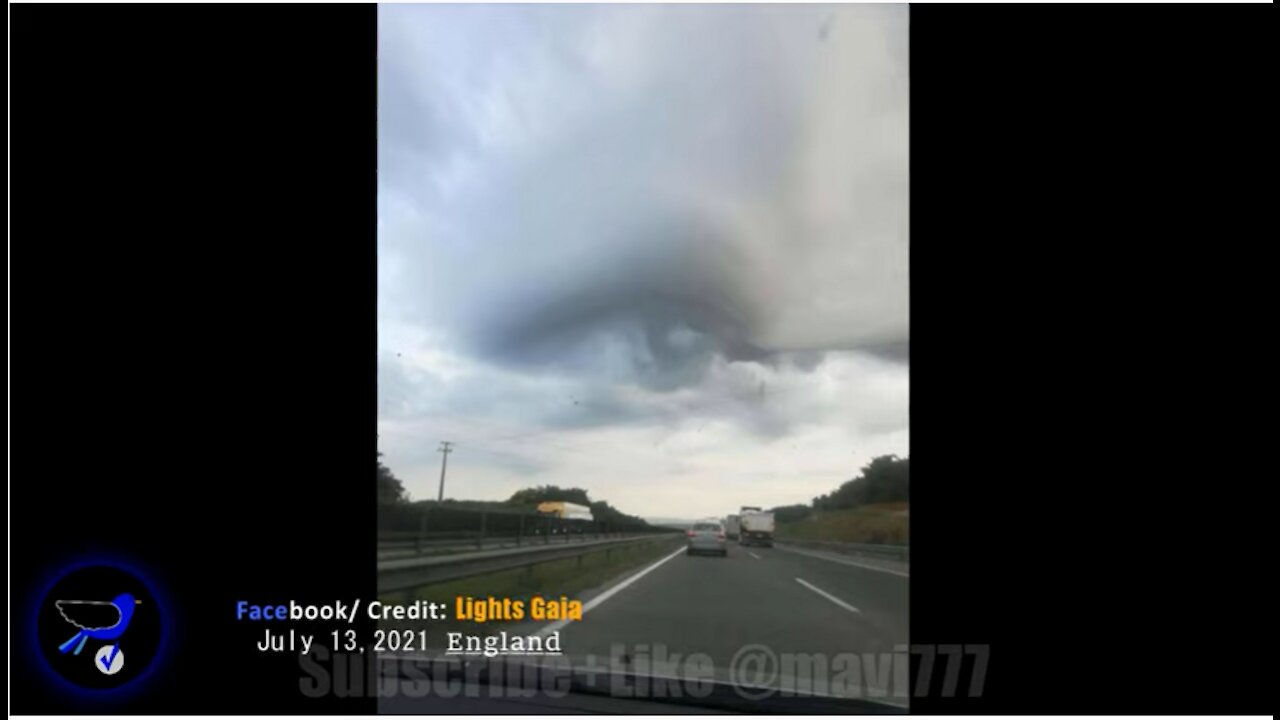 A mysterious eye shape appeared in the British sky