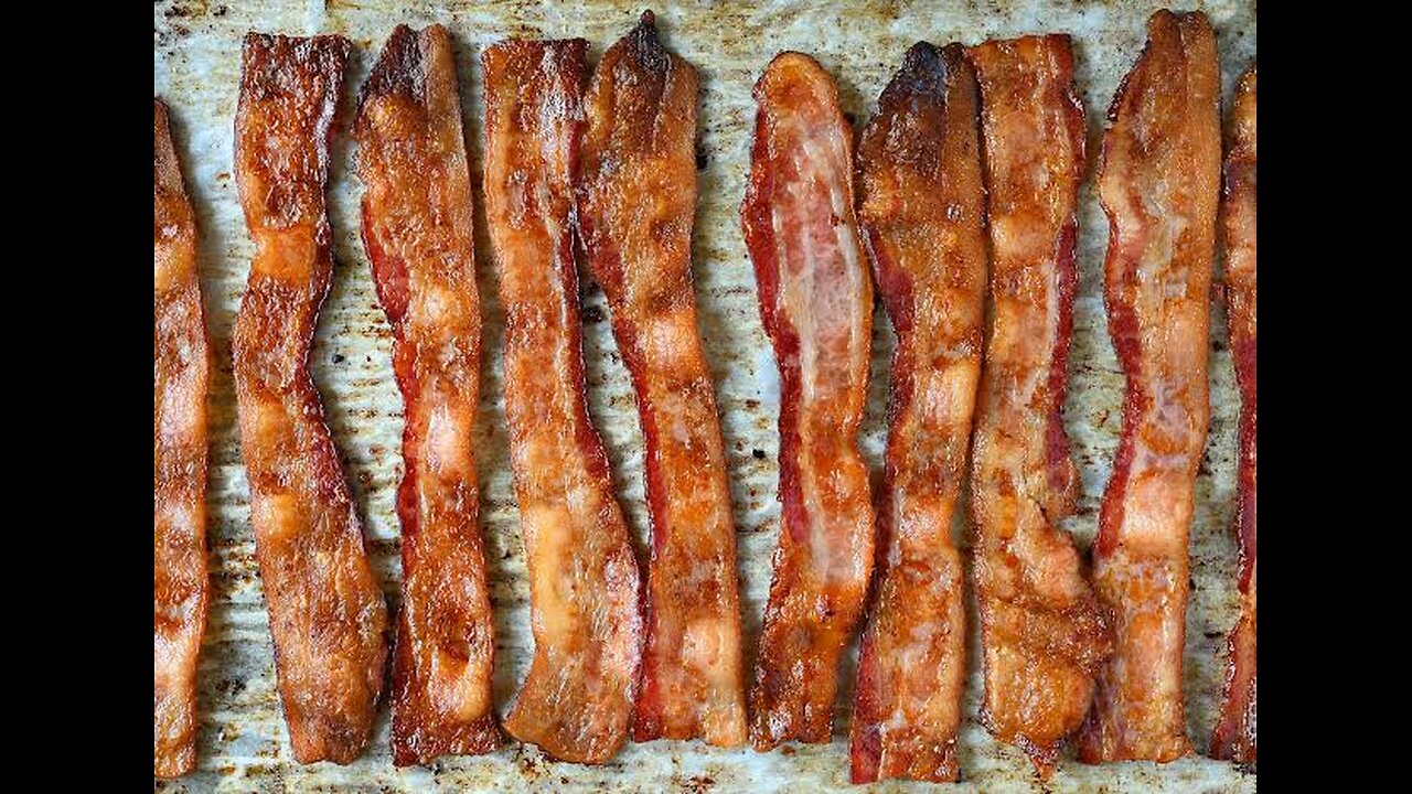 COOKING BACON IN THE OVEN 🥓🥓🥓