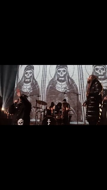 Holy Name : Fall down on my knees music