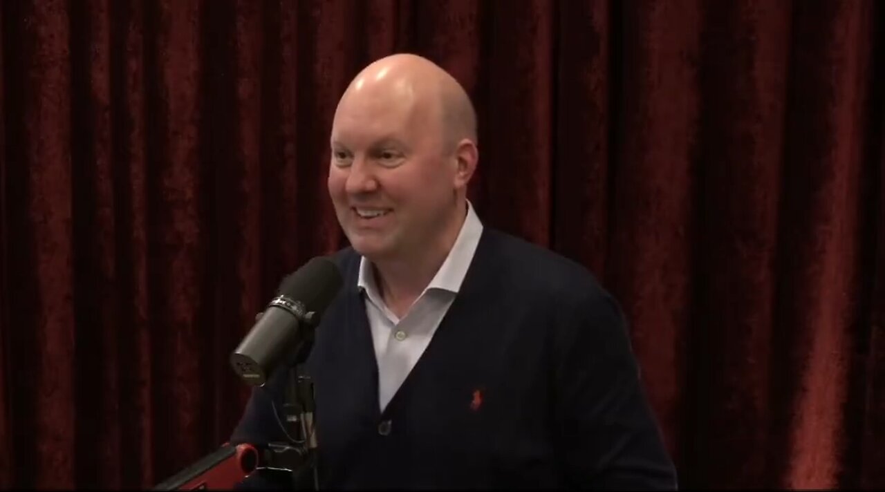 Joe Rogan Finds out Benjamin Franklin Created Troll Accounts