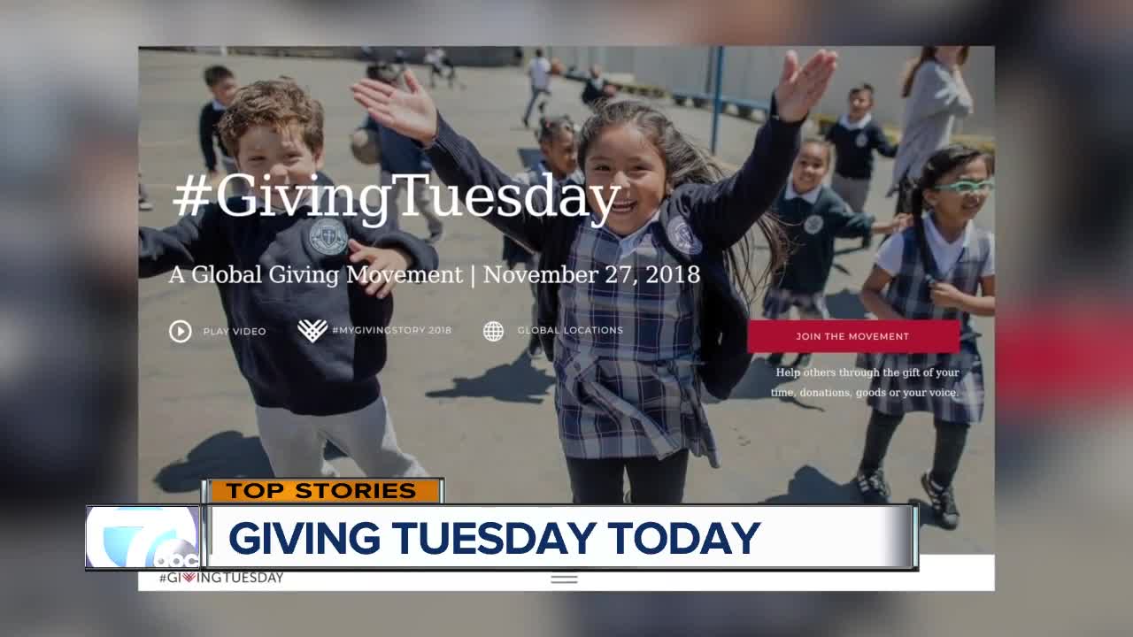 Giving on 'Giving Tuesday' – and beyond – helps the body and soul