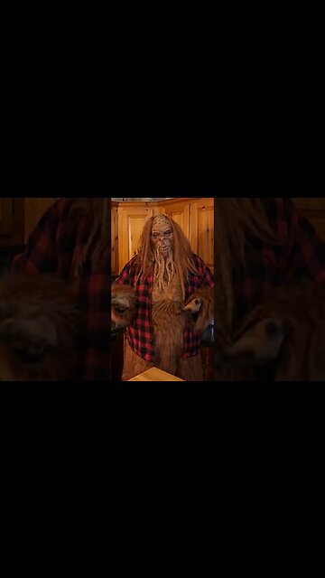 Bigfoot knows his pot pies!!! #bigfoot #cooking