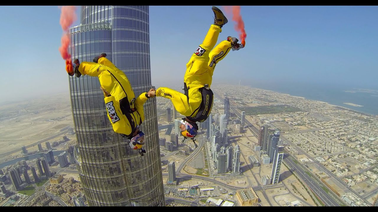 Burj Khalifa Pinnacle BASE dengerous Jump !!