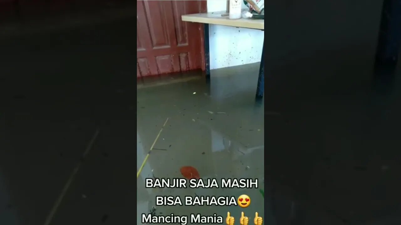 Mancing depan pintu cek