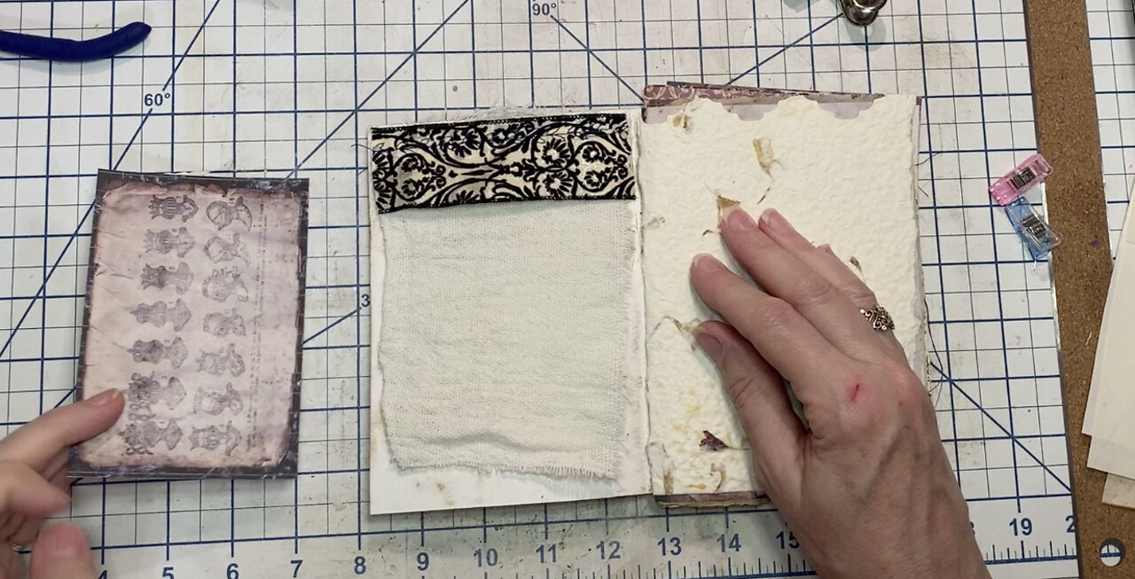 Episode 238 - Junk Journal with Daffodils Galleria - Medieval Journal Pt. 7