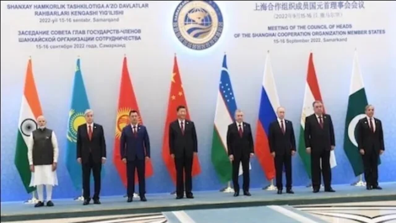The SCO summit in Shanghai,15 nations attended.😯