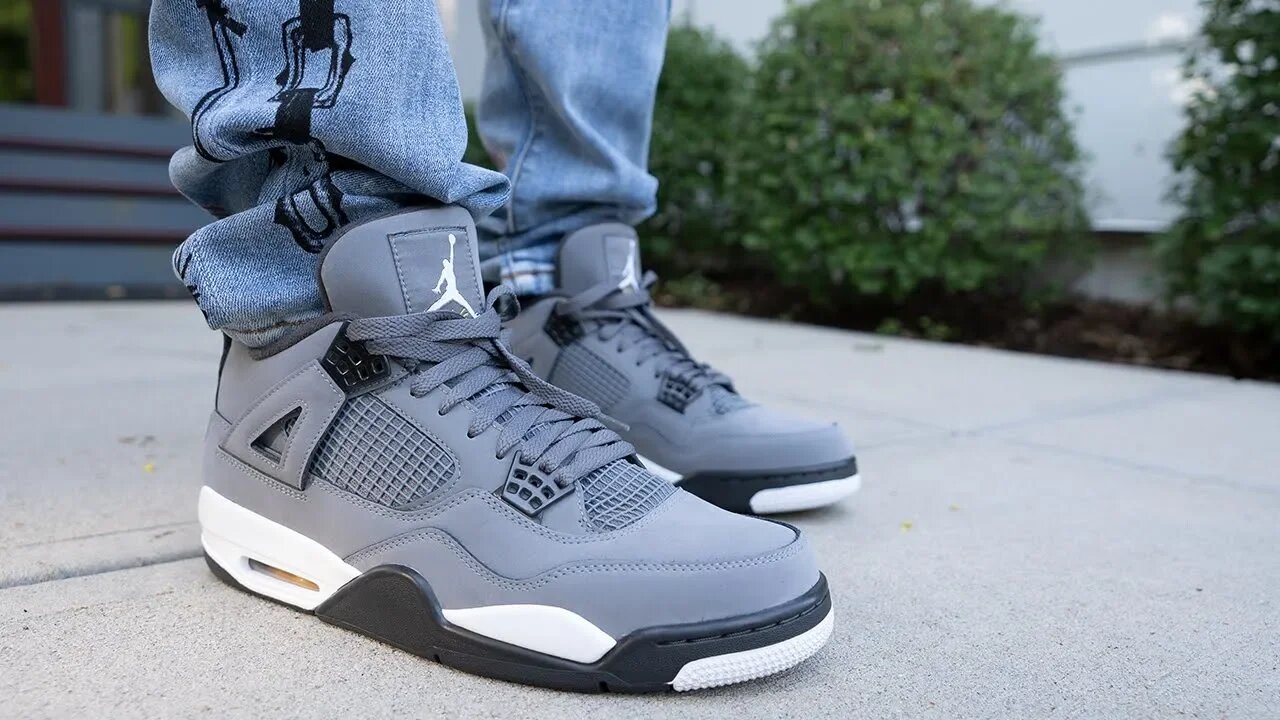 AIR JORDAN 4 COOL GREY ON FEET