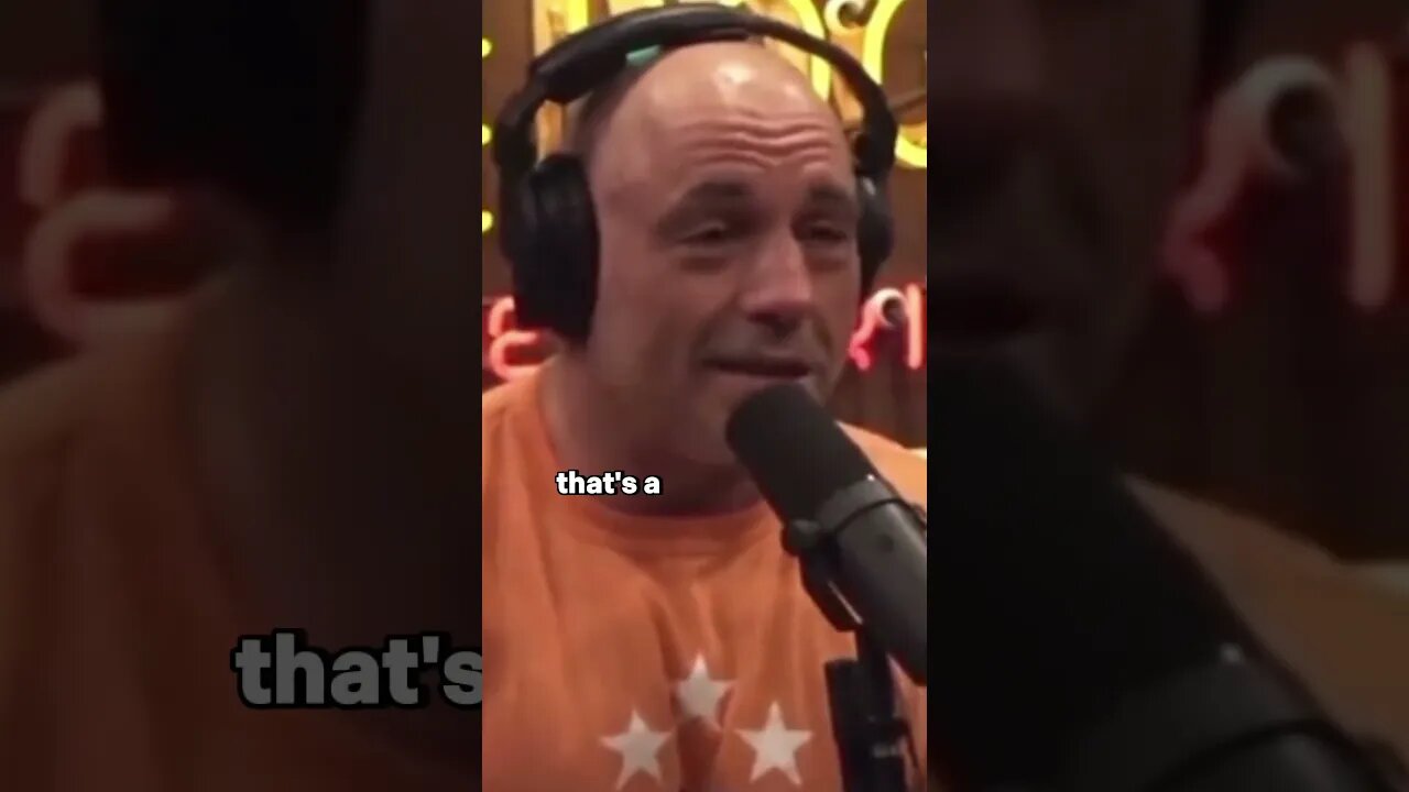 🔥 JOE ROGAN: “I’d vote for Trump before I’d vote for Biden… he’s gone”