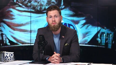 WAR ROOM (Full Show) Monday - 4/18/22