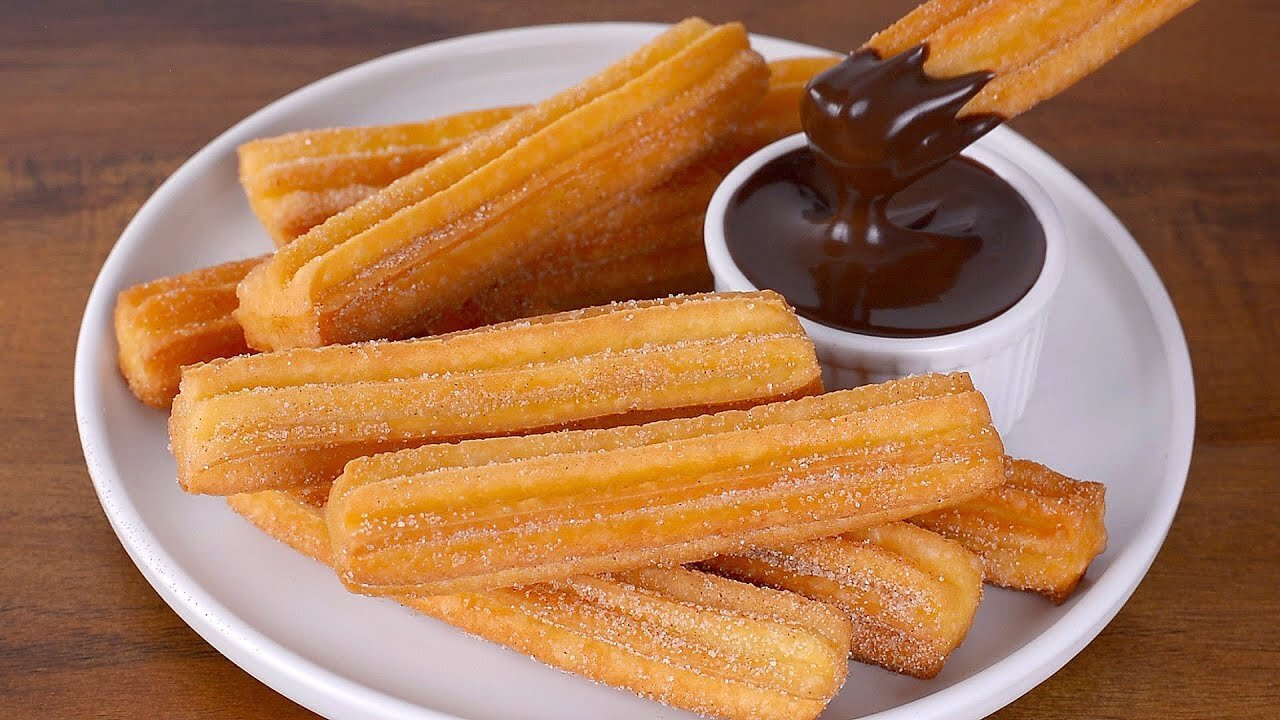 How to make PERFECT CHURROS with Hot Chocolate