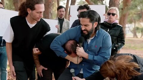 Αστική ευγένεια, δυτικός πολιτισμός και δαιμόνια