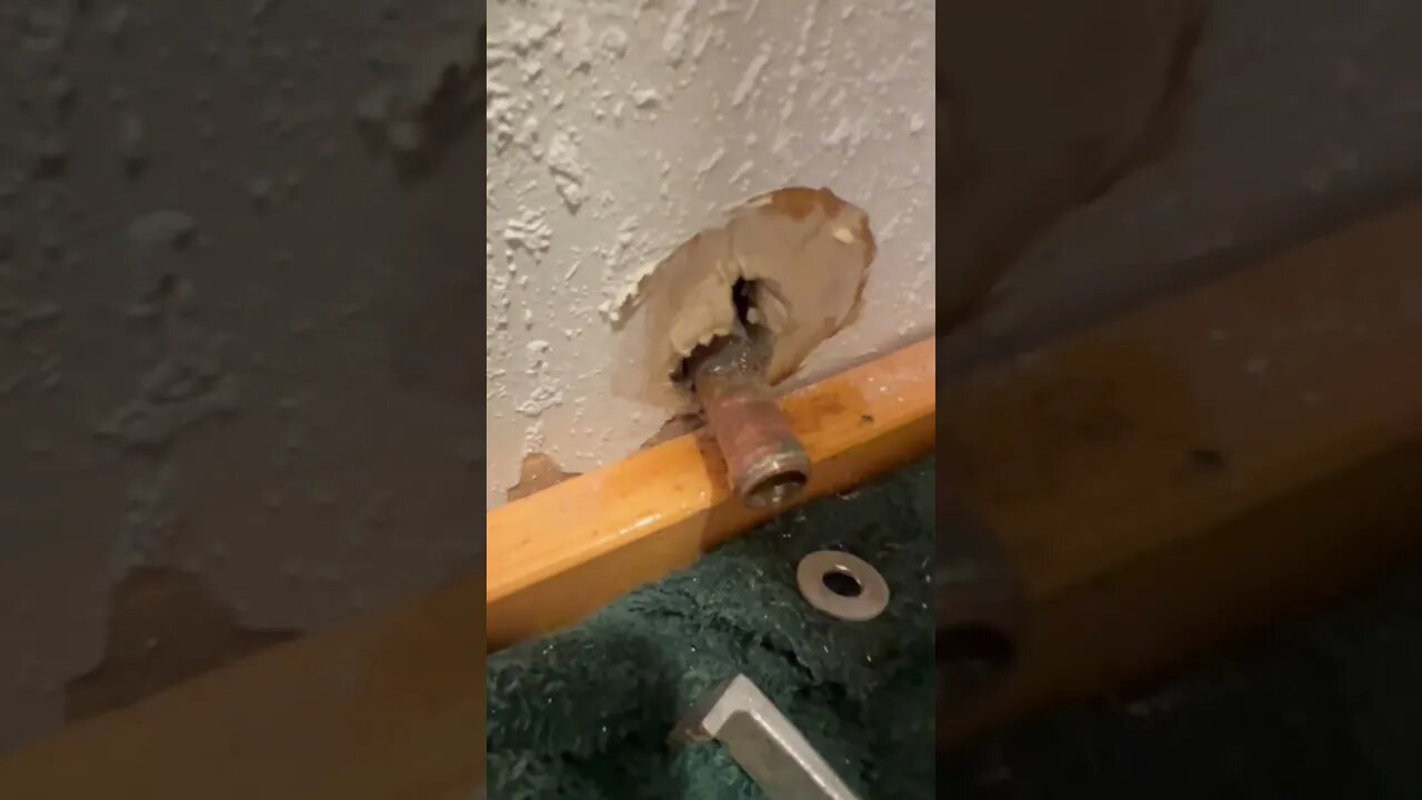 How to remove a copper compression fitting