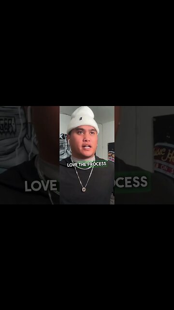 Do You Think AI Art Will Take Over?🤖 What Do You Prefer? 💭💭 #financepodcast #aiart #entrepreneur