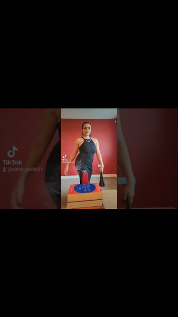 HOW TO BLOW OUT CANDLES #SHORTS