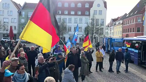 Anklam - AfD - zum Abschluß der Kundgebung am 05-05-2023