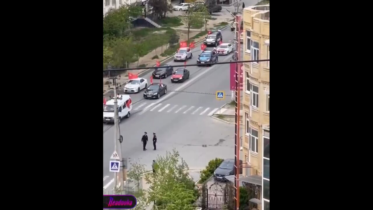 Residents of Kaspiysk, Dagestan, Russia staged a rally with the banner of victory