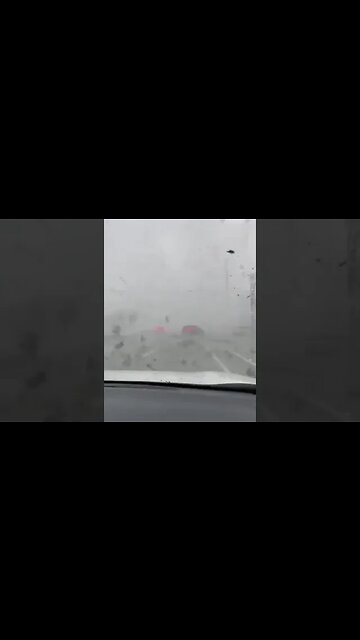 Video of the North Palm Beach tornado.
