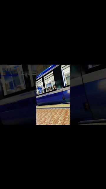 Voguish metro chic #montreal #traintravel #viralvideo #travel #montrealtourism
